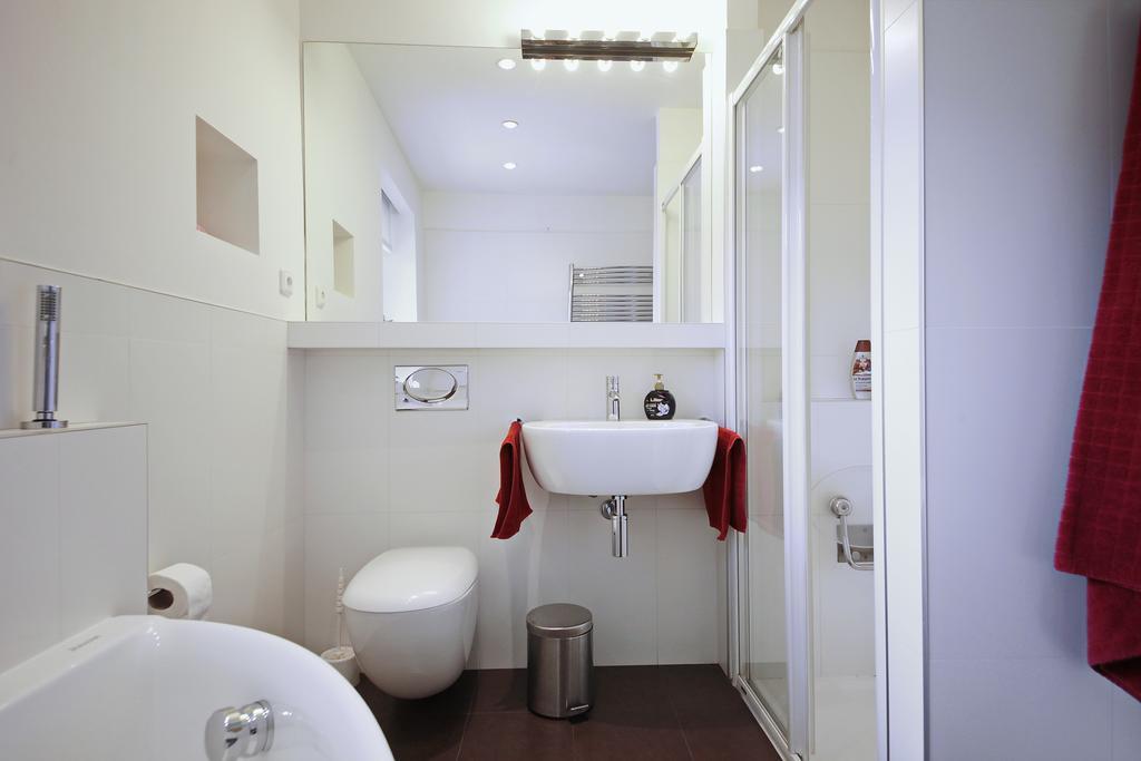 Apartment Kosatcova Prag Eksteriør billede